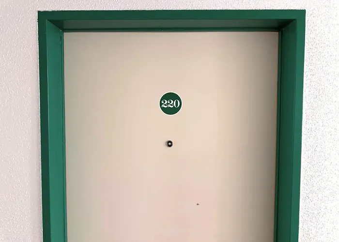 公寓 Fortuna 220 *